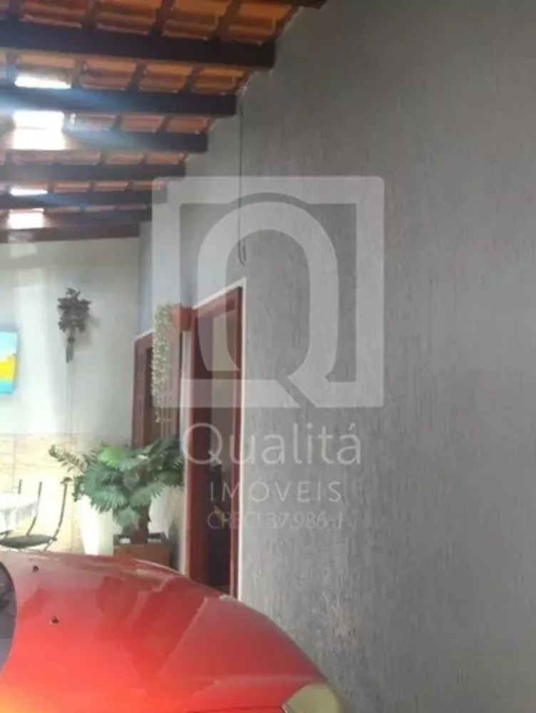 Casa à venda com 2 quartos, 140m² - Foto 4