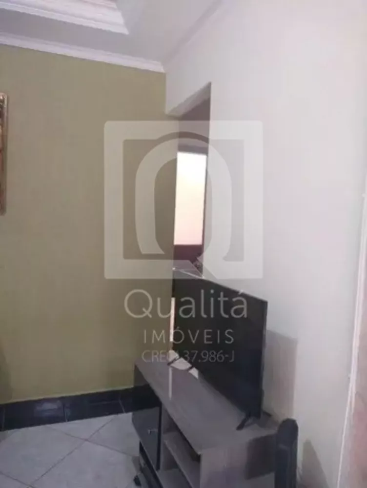 Casa à venda com 2 quartos, 140m² - Foto 2