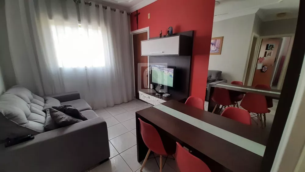 Apartamento à venda com 2 quartos, 54m² - Foto 2