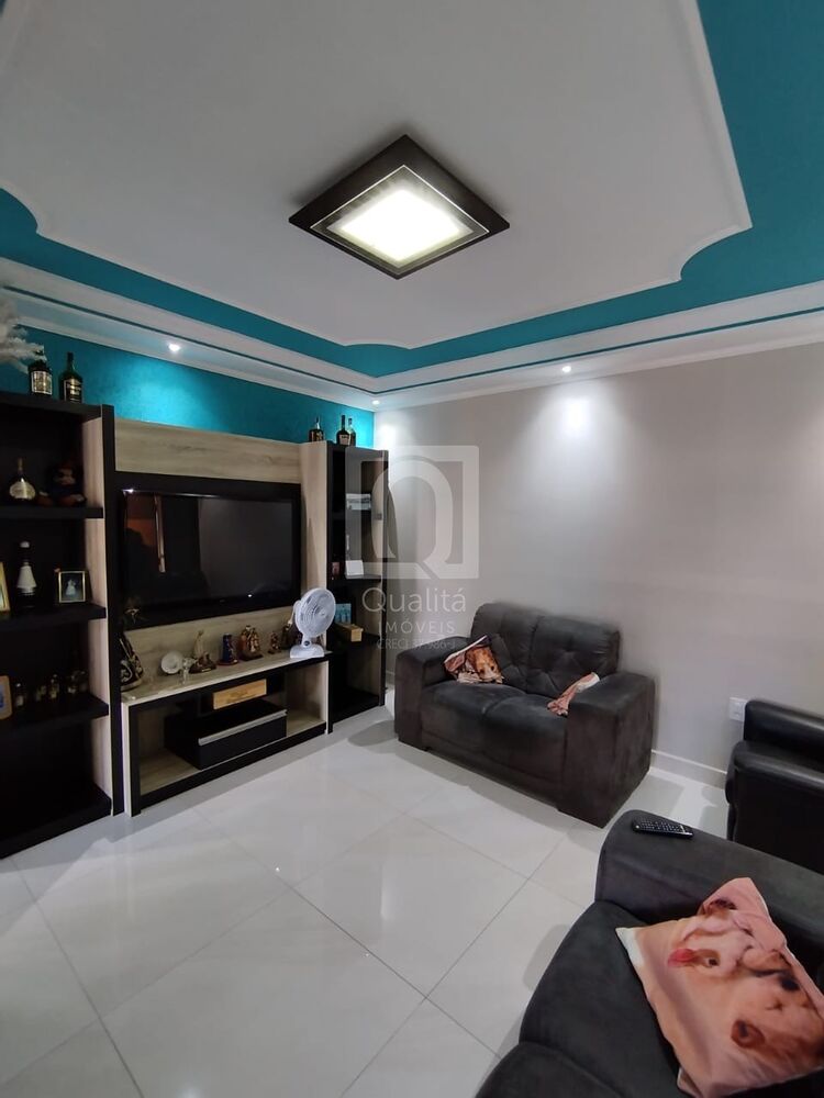 Sobrado à venda com 3 quartos, 250m² - Foto 2