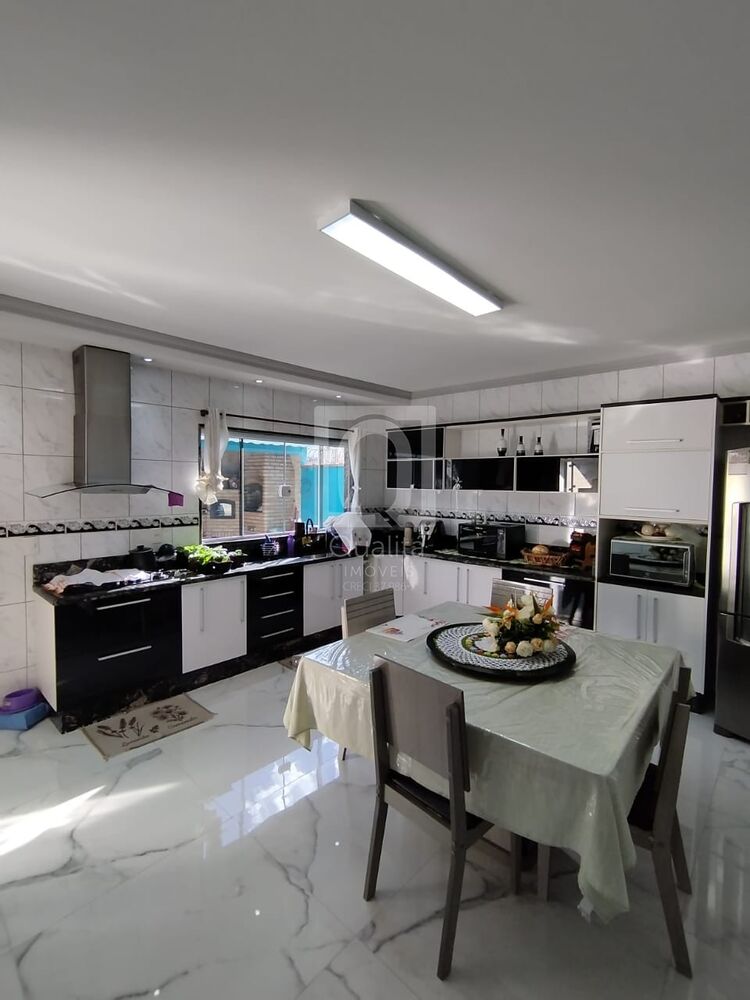 Sobrado à venda com 3 quartos, 250m² - Foto 3