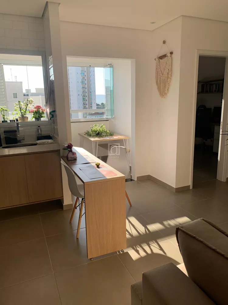 Apartamento à venda com 2 quartos, 56m² - Foto 5