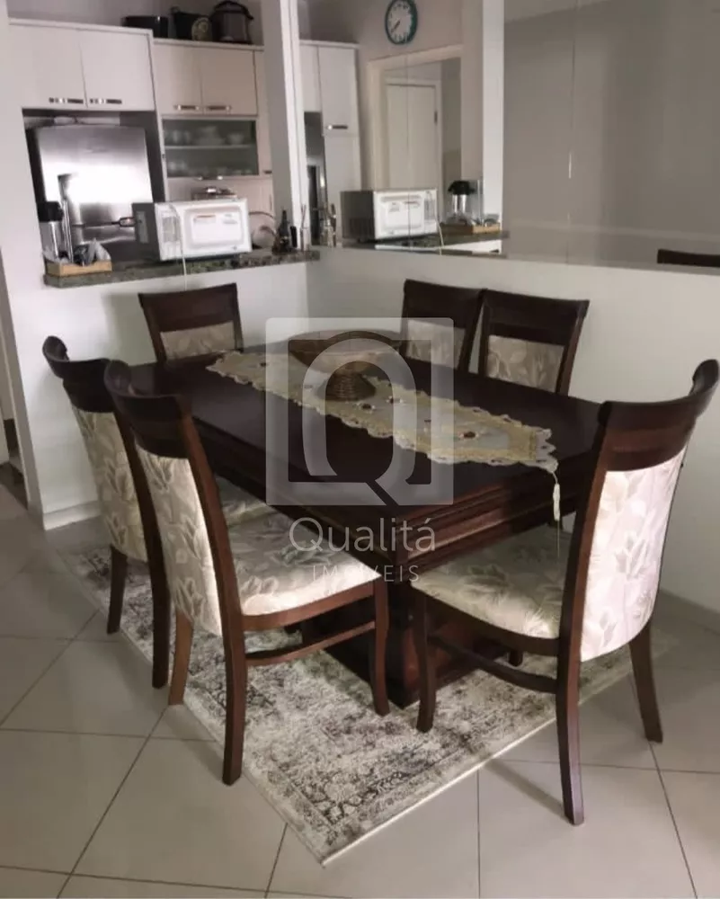 Apartamento à venda com 2 quartos, 67m² - Foto 3