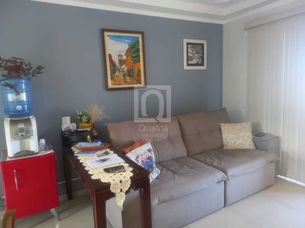 Apartamento à venda com 2 quartos, 65m² - Foto 2