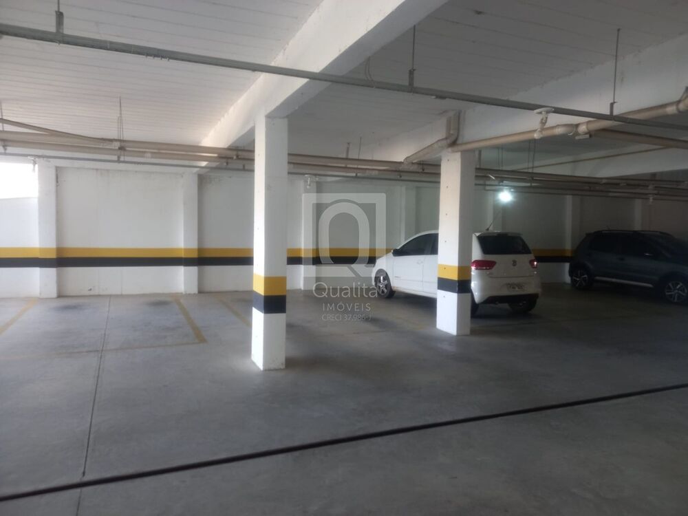 Apartamento à venda com 2 quartos, 65m² - Foto 13