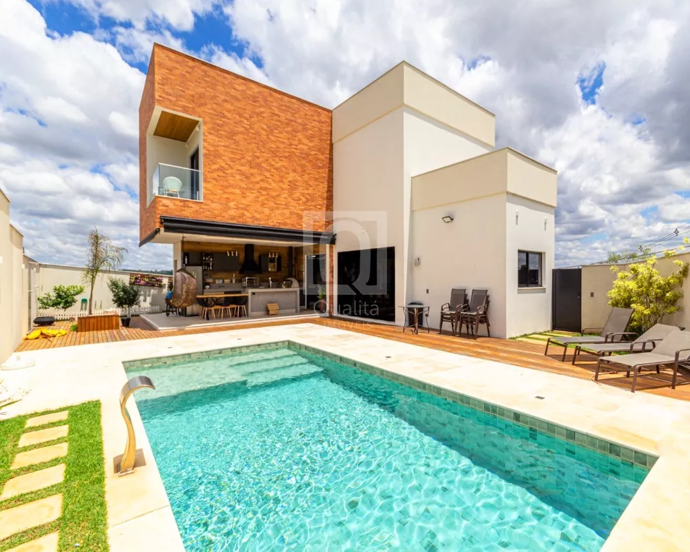 Casa de Condomínio à venda com 3 quartos, 301m² - Foto 1