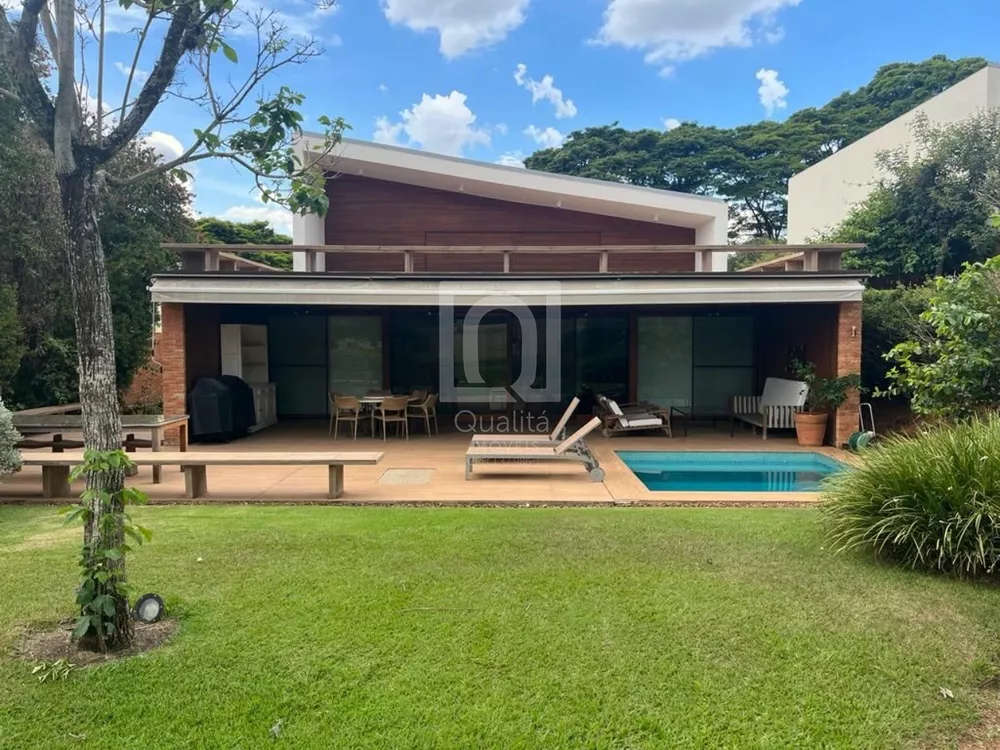 Casa de Condomínio à venda com 3 quartos, 1000m² - Foto 1