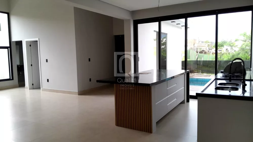 Casa de Condomínio à venda com 3 quartos, 475m² - Foto 1