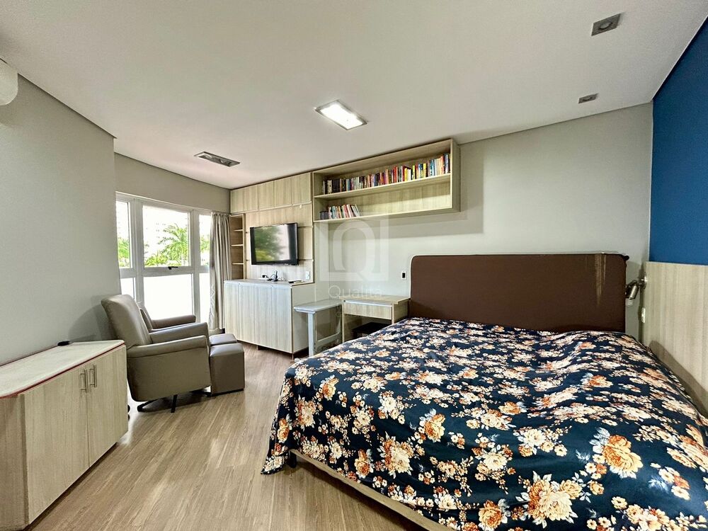 Apartamento, 3 quartos, 194 m² - Foto 1