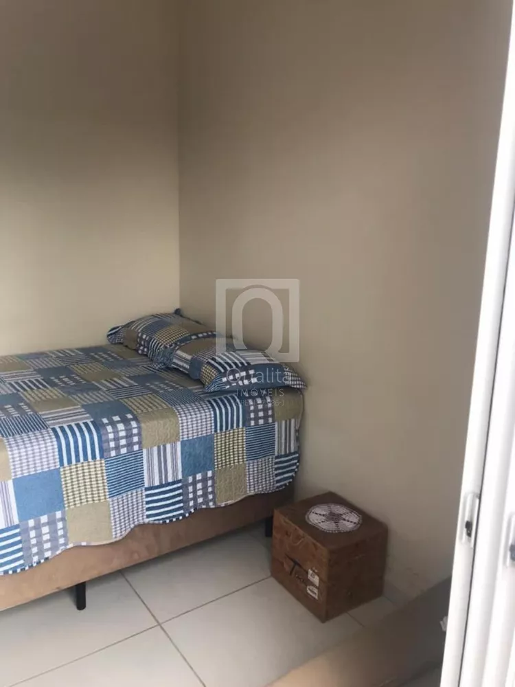 Casa à venda com 3 quartos, 90m² - Foto 8