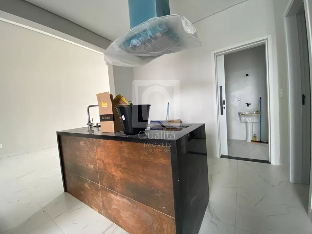 Casa de Condomínio à venda com 3 quartos, 200m² - Foto 3