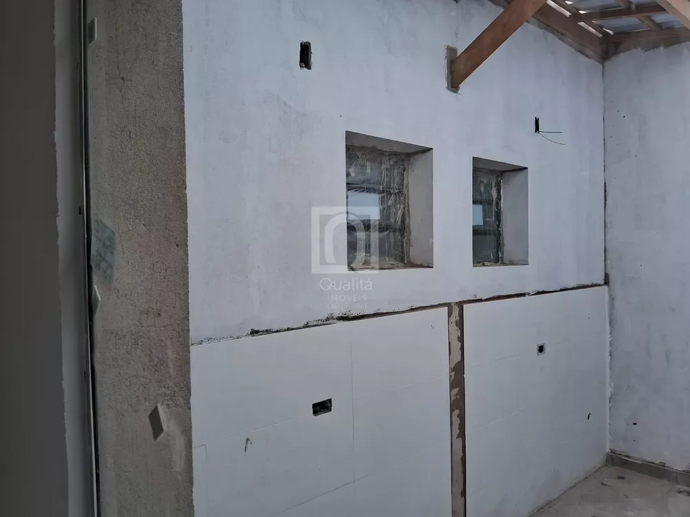 Casa à venda com 2 quartos, 51m² - Foto 7