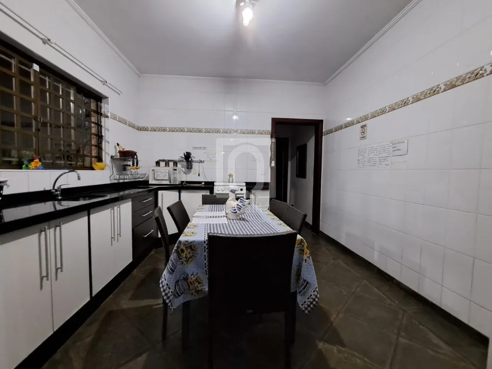 Chácara, 3 quartos, 979 m² - Foto 5