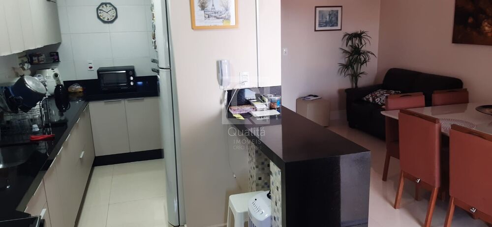 Apartamento à venda com 3 quartos, 88m² - Foto 1