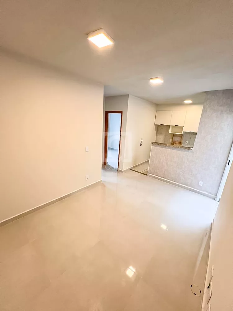 Apartamento à venda com 2 quartos, 43m² - Foto 2