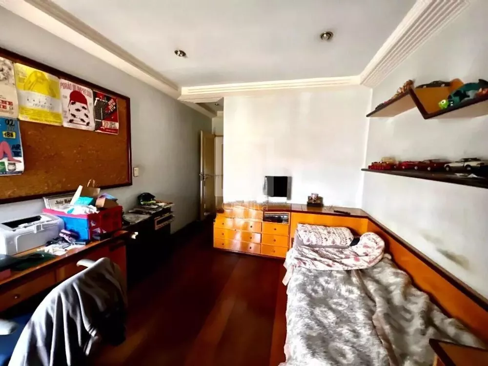 Apartamento à venda com 3 quartos, 220m² - Foto 12