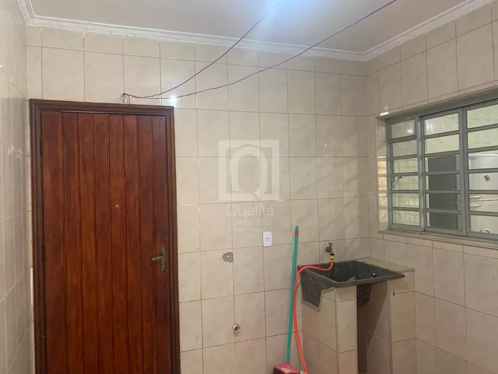 Casa à venda com 3 quartos, 175m² - Foto 14