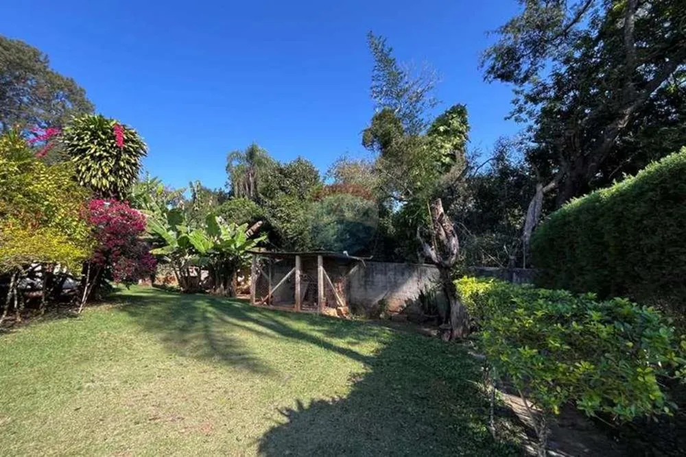 Chácara, 3 quartos, 2390 m² - Foto 2