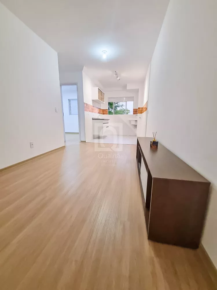 Apartamento à venda com 2 quartos, 43m² - Foto 2