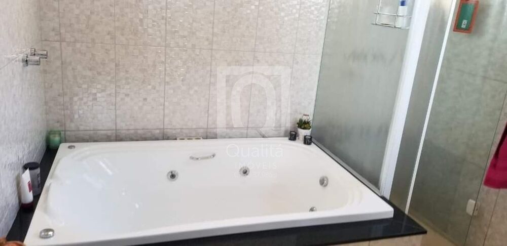 Chácara à venda com 7 quartos, 660m² - Foto 11