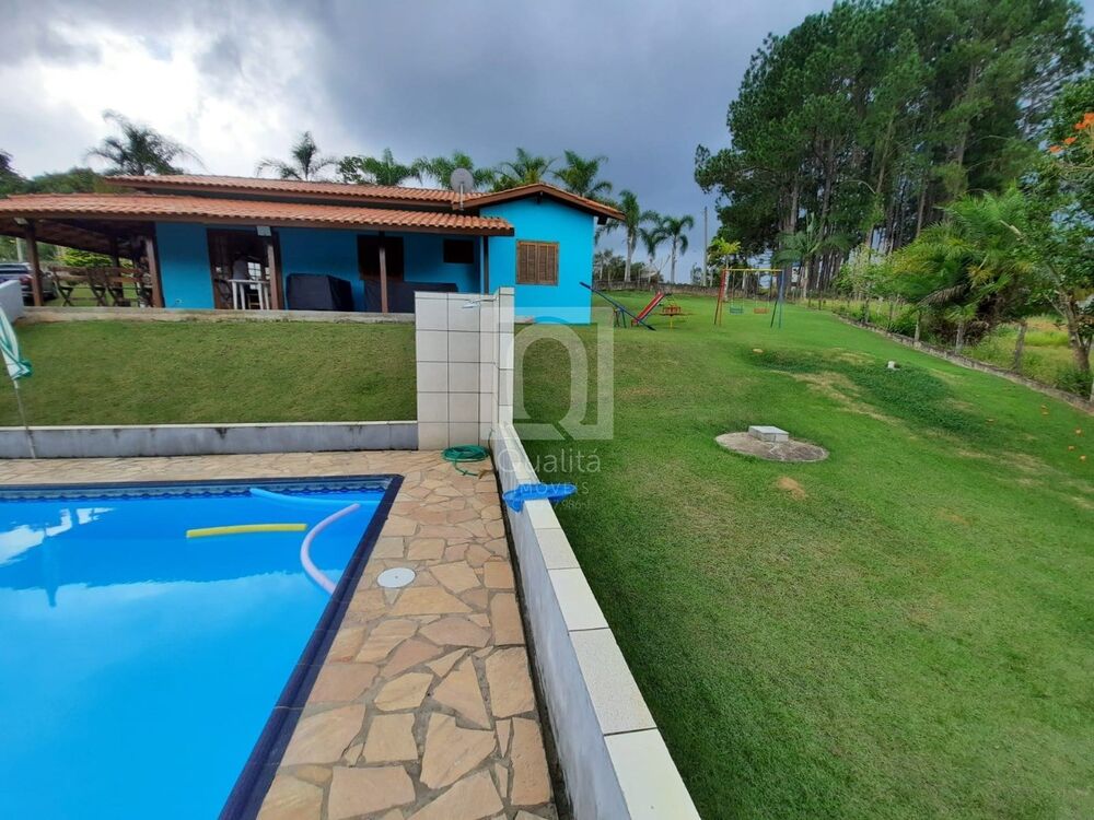 Chácara à venda com 3 quartos, 250m² - Foto 5