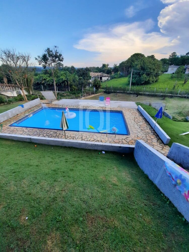 Chácara à venda com 3 quartos, 250m² - Foto 7