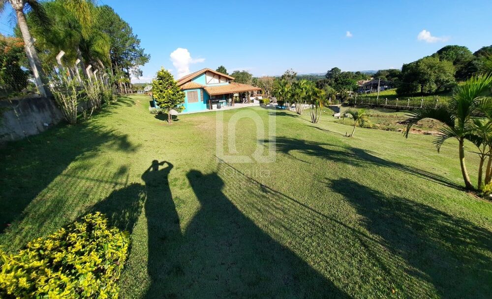Chácara à venda com 3 quartos, 250m² - Foto 2