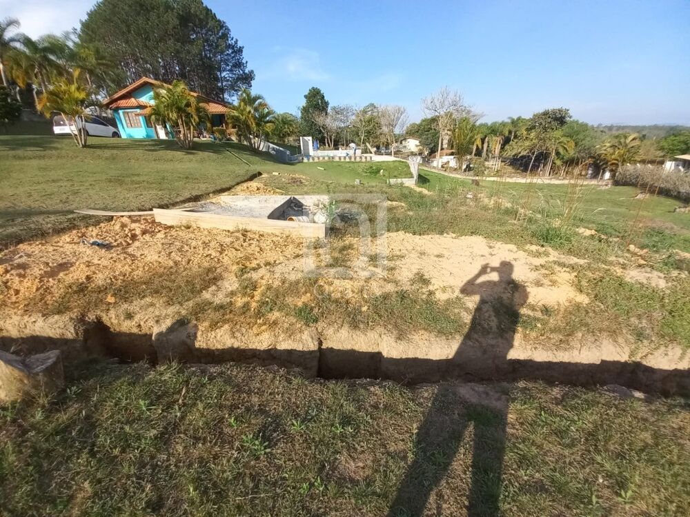 Chácara à venda com 3 quartos, 250m² - Foto 13