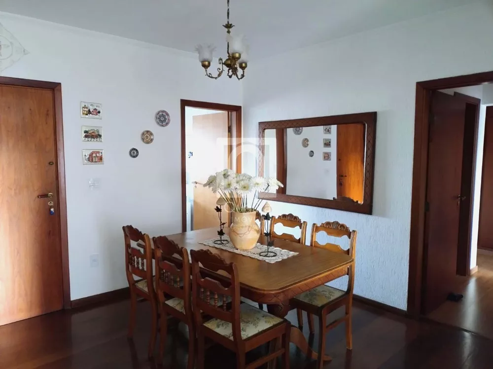 Apartamento à venda com 3 quartos, 100m² - Foto 1