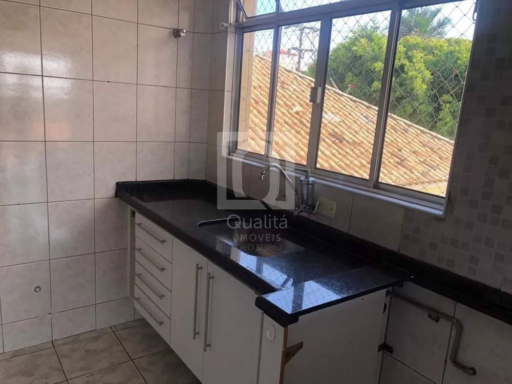 Apartamento à venda com 3 quartos, 77m² - Foto 4