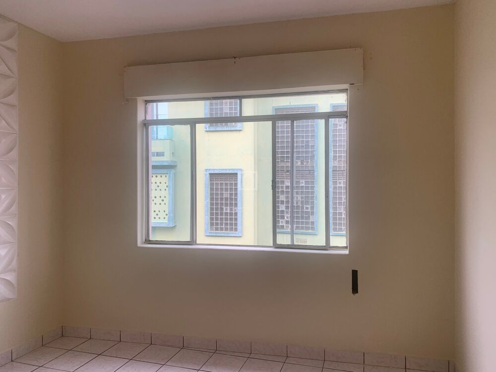 Apartamento à venda com 2 quartos, 147m² - Foto 3