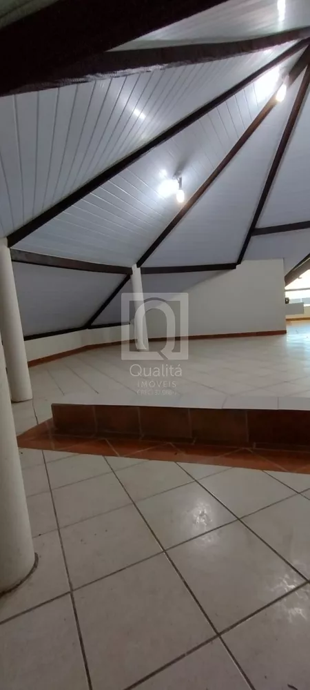 Casa à venda com 4 quartos, 560m² - Foto 10