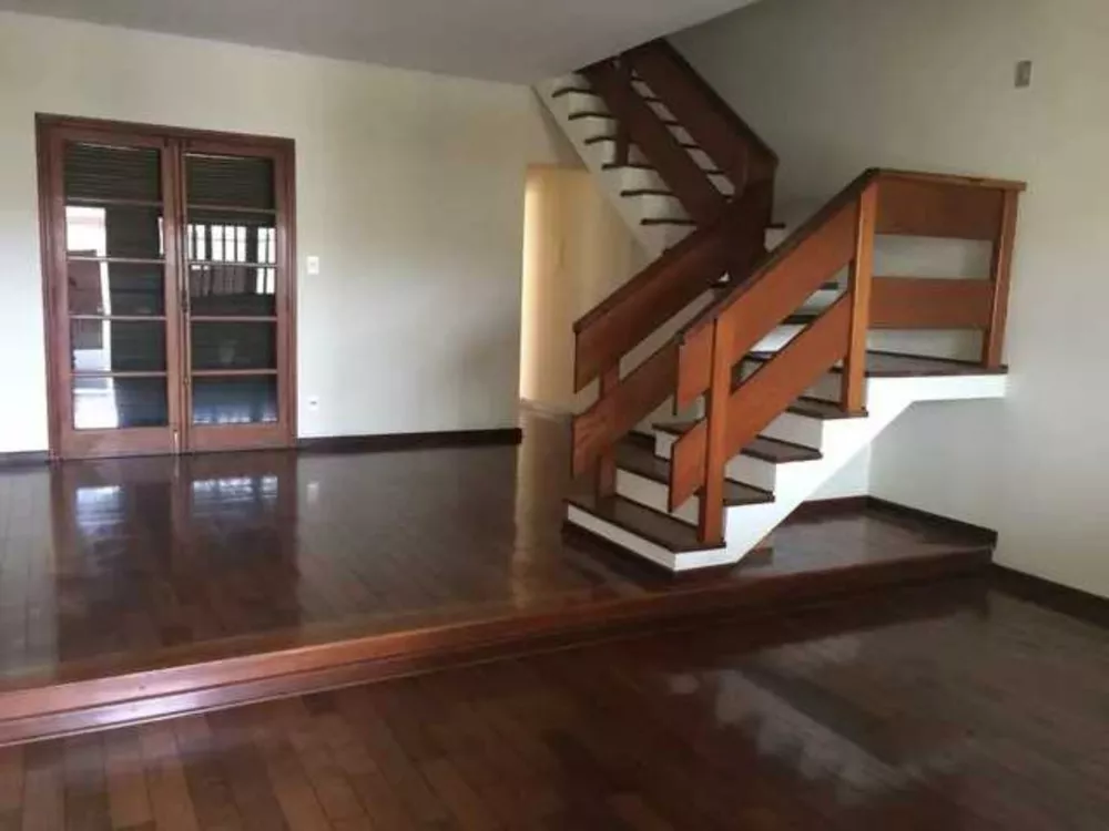 Sobrado à venda com 3 quartos, 159m² - Foto 1