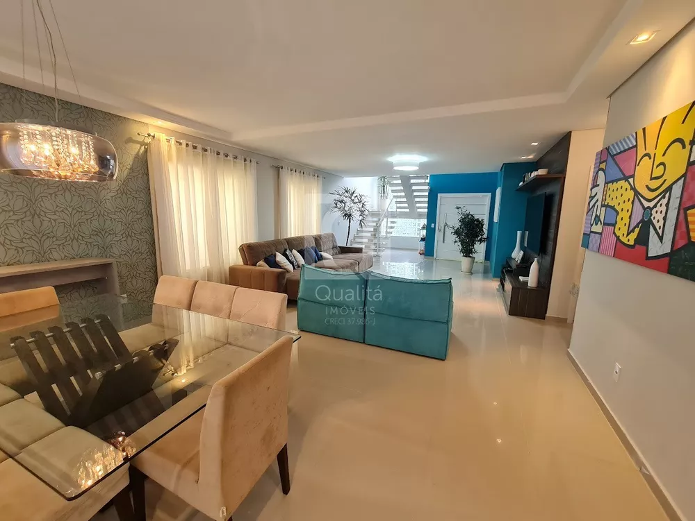 Casa de Condomínio à venda com 3 quartos, 325m² - Foto 5