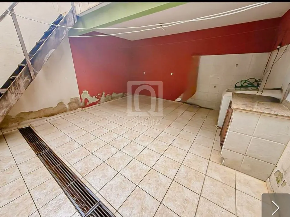 Sobrado, 4 quartos, 181 m² - Foto 1