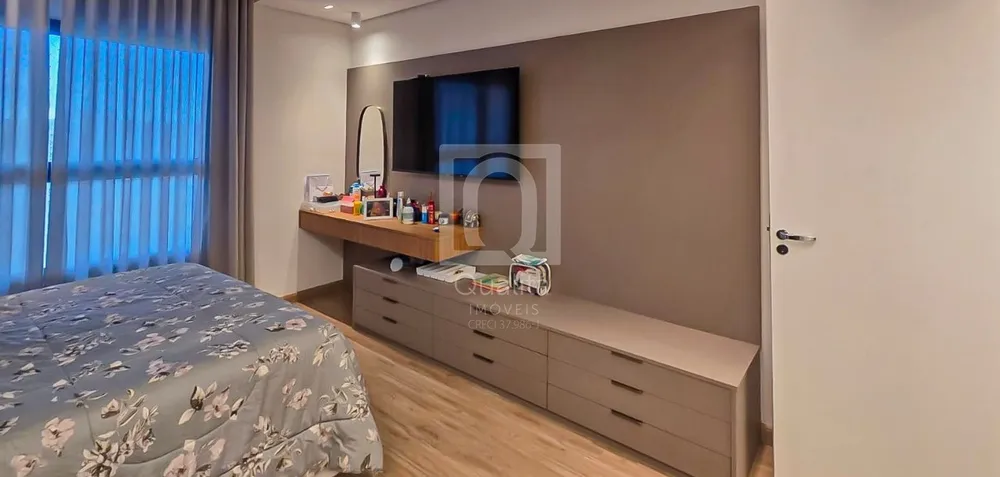 Apartamento, 3 quartos, 128 m² - Foto 1