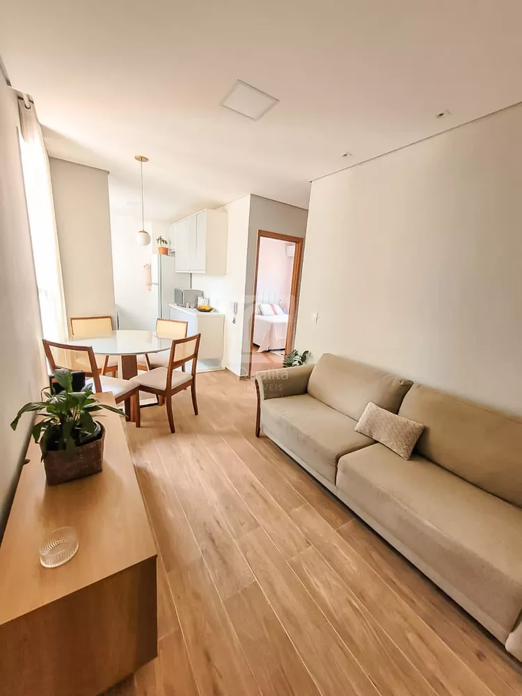 Apartamento à venda com 2 quartos, 42m² - Foto 1