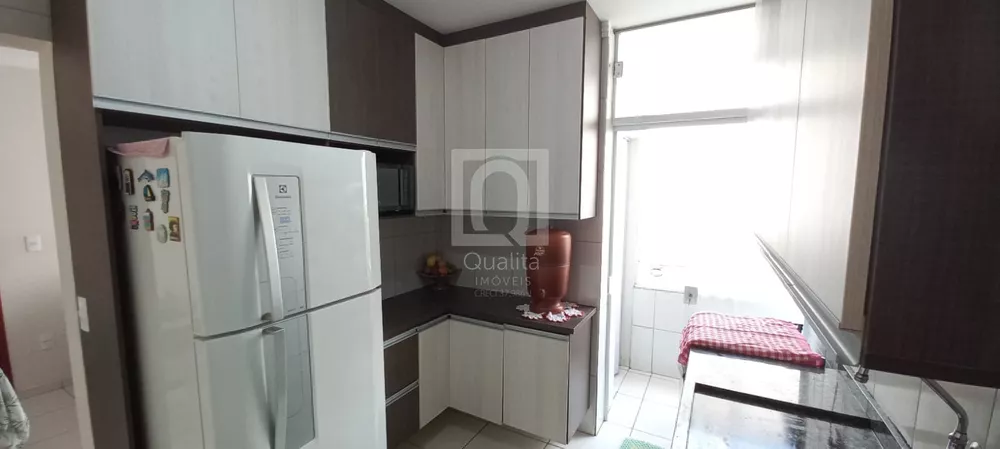 Apartamento à venda com 2 quartos, 69m² - Foto 4