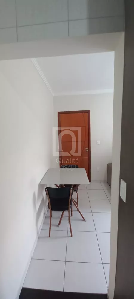 Apartamento à venda com 2 quartos, 69m² - Foto 2