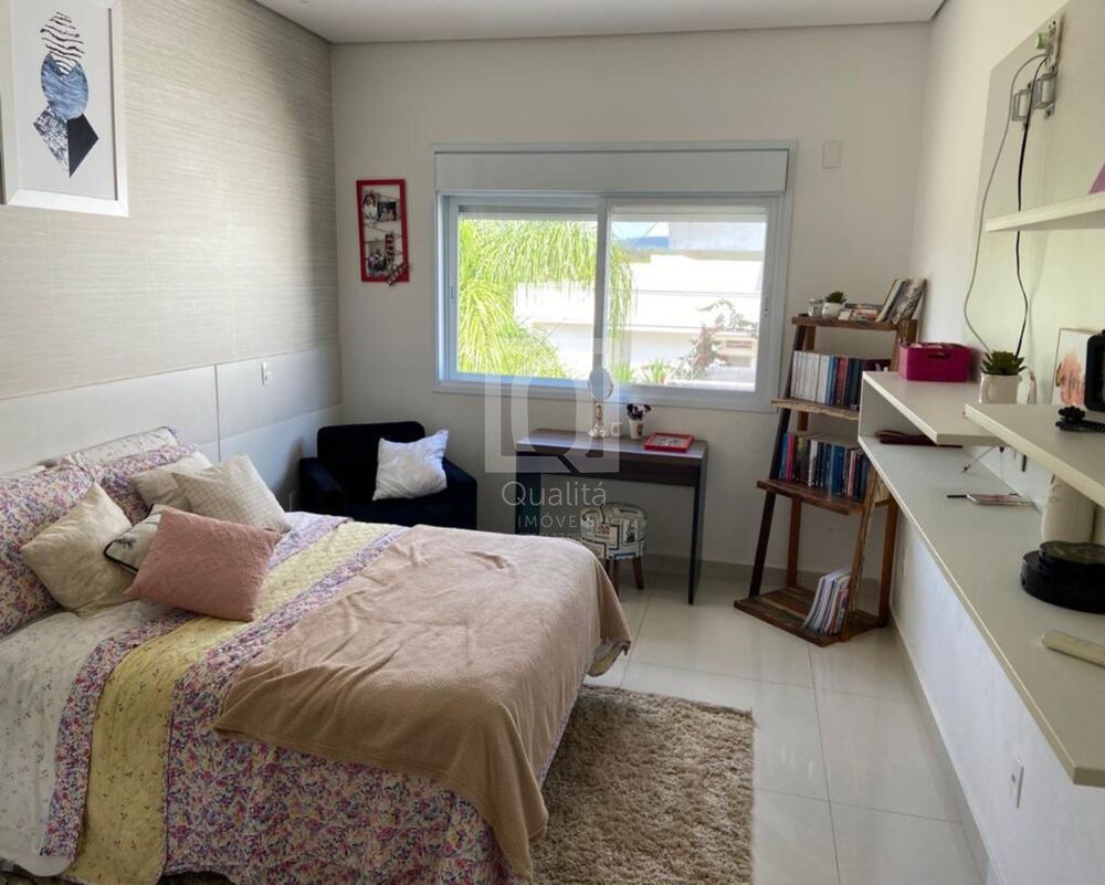 Casa de Condomínio à venda com 6 quartos, 1000m² - Foto 4