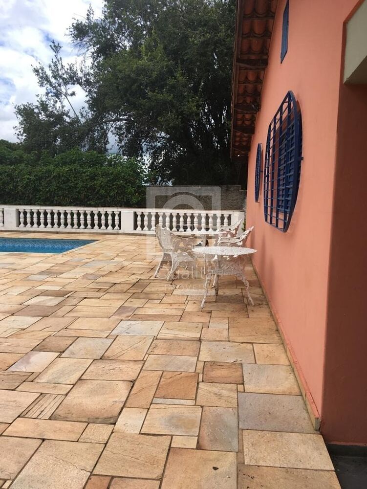 Chácara à venda com 1 quarto, 1800m² - Foto 2