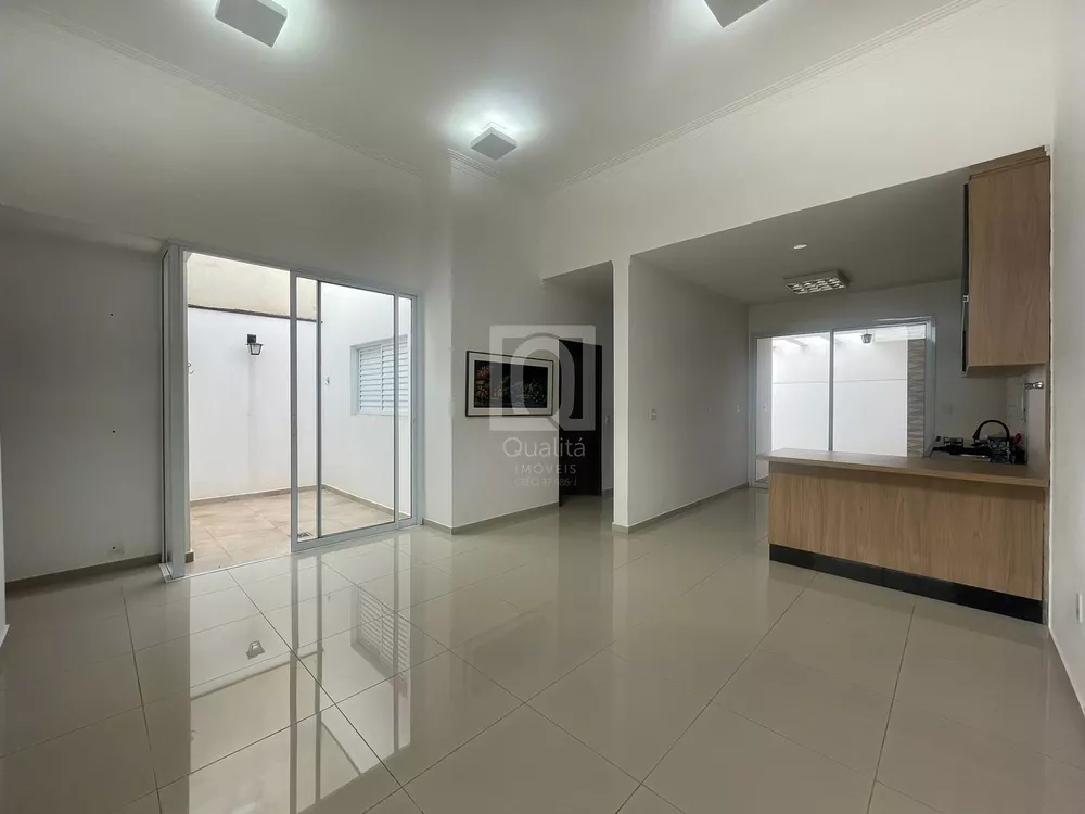 Casa de Condomínio à venda com 3 quartos, 160m² - Foto 1