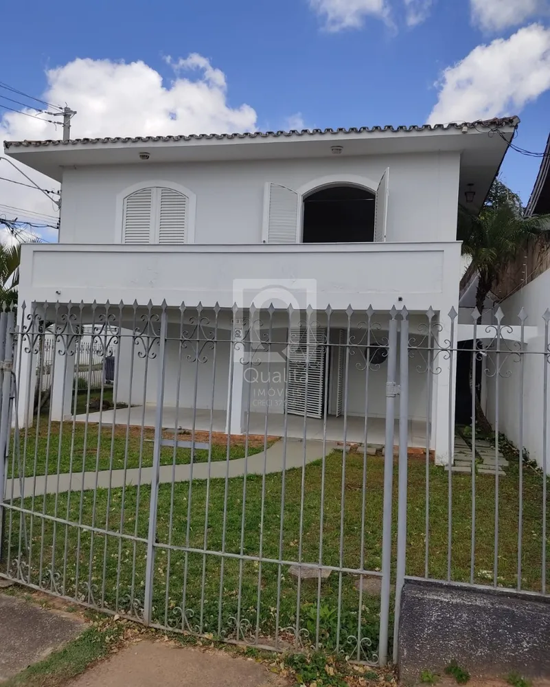 Sobrado, 3 quartos, 348 m² - Foto 1