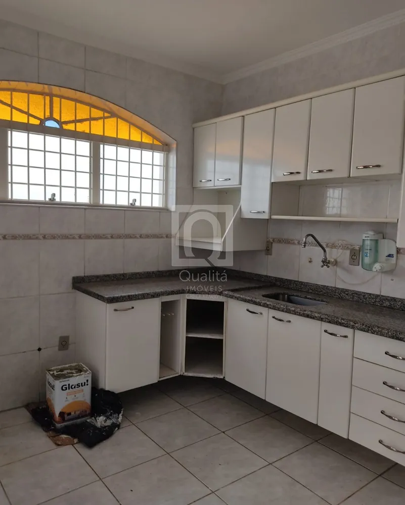 Sobrado, 3 quartos, 348 m² - Foto 2