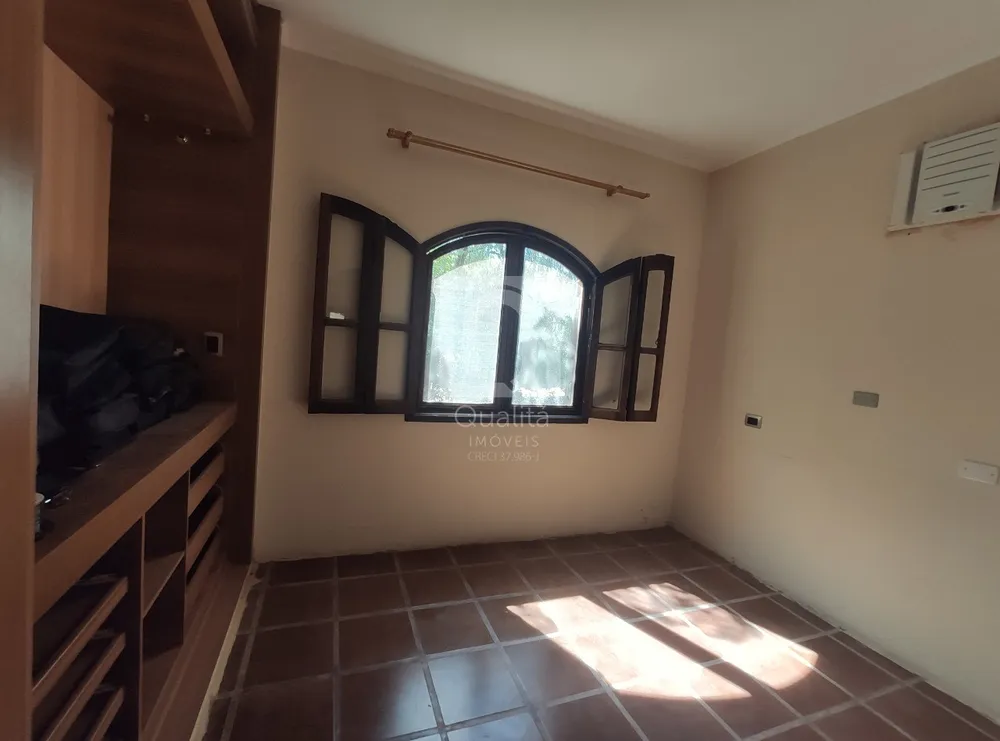Chácara, 3 quartos, 1311 m² - Foto 8