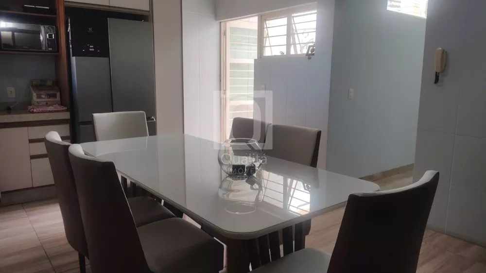 Sobrado à venda com 2 quartos, 154m² - Foto 3