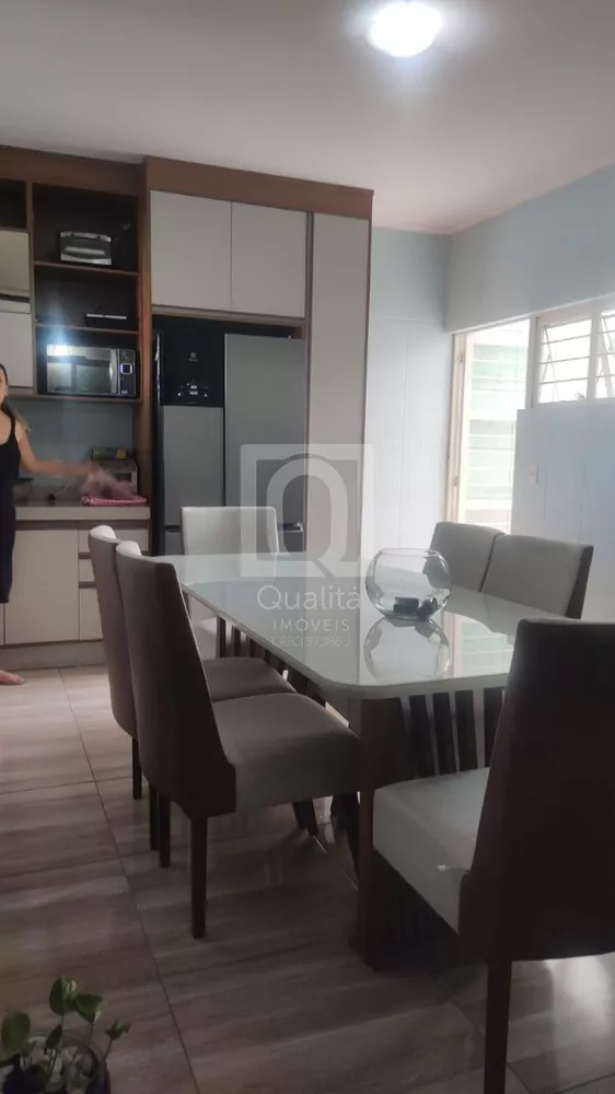 Sobrado à venda com 2 quartos, 154m² - Foto 2