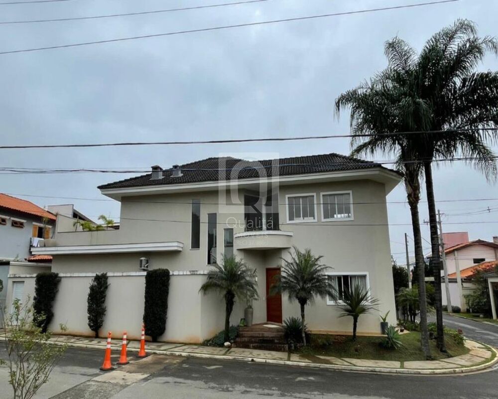 Casa de Condomínio à venda e aluguel com 3 quartos, 360m² - Foto 1