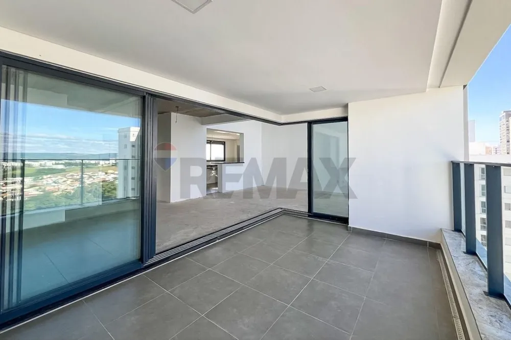Apartamento, 3 quartos, 219 m² - Foto 2