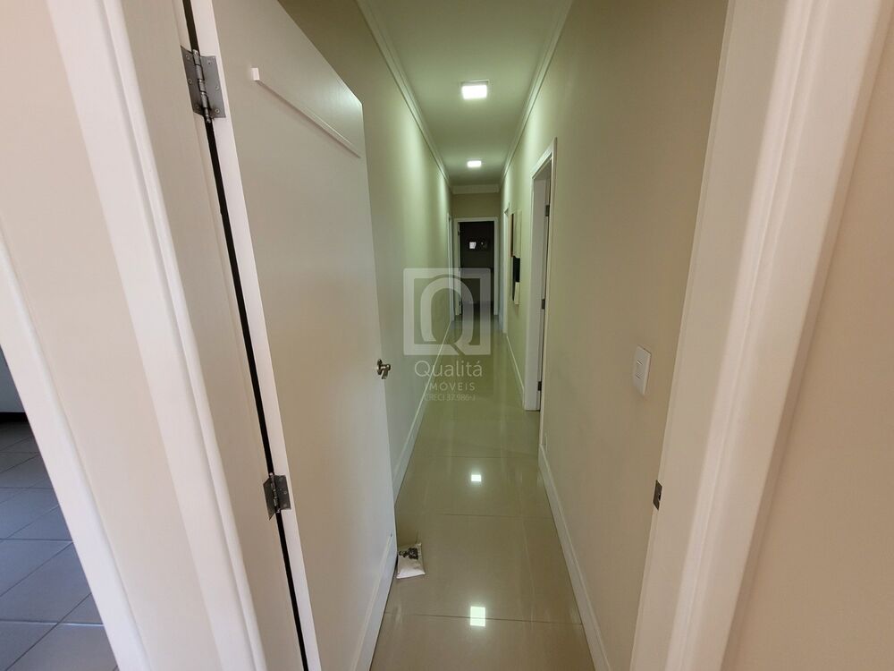 Sobrado à venda com 4 quartos, 360m² - Foto 12